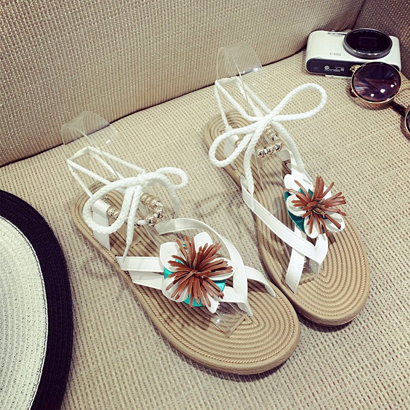 Heels321's tweet image. 🐧 Cute shoes definitely help. 🍴 #ballerinat #whattowear #flowers #instadaily #nailedit  #bootsshoes #heelslover ladysto.com