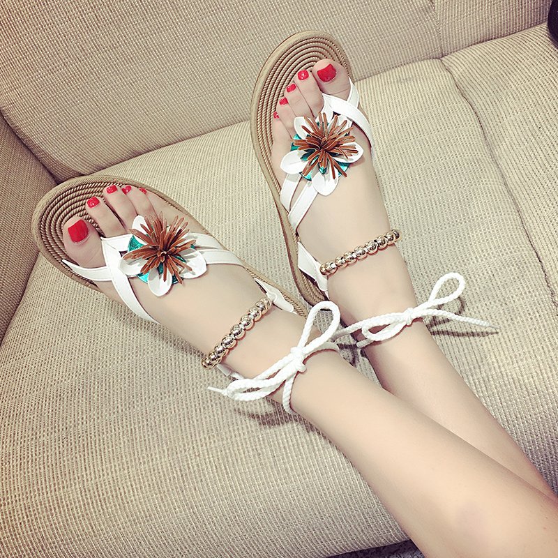 Heels321's tweet image. 🐧 Cute shoes definitely help. 🍴 #ballerinat #whattowear #flowers #instadaily #nailedit  #bootsshoes #heelslover ladysto.com