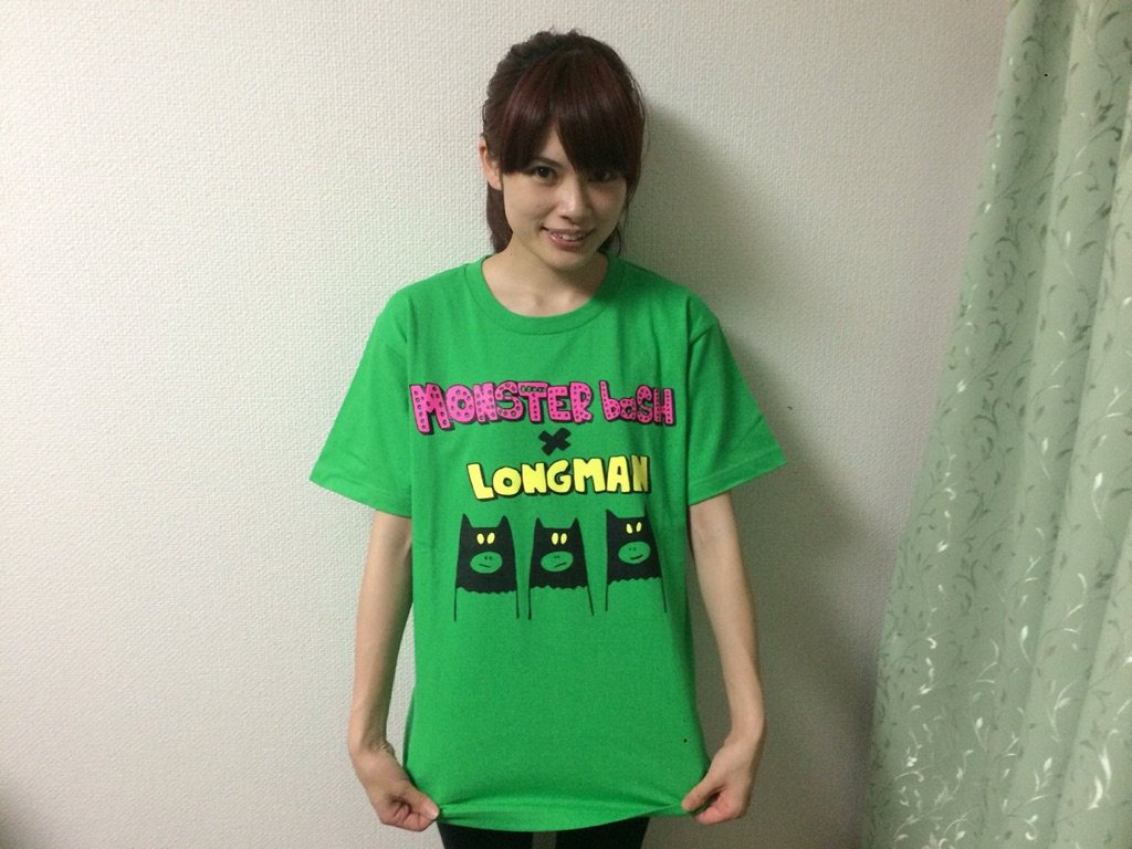 ☆先行Tシャツ締切迫る☆ サイズは1枚目左から【156cm女性 XS／165cm