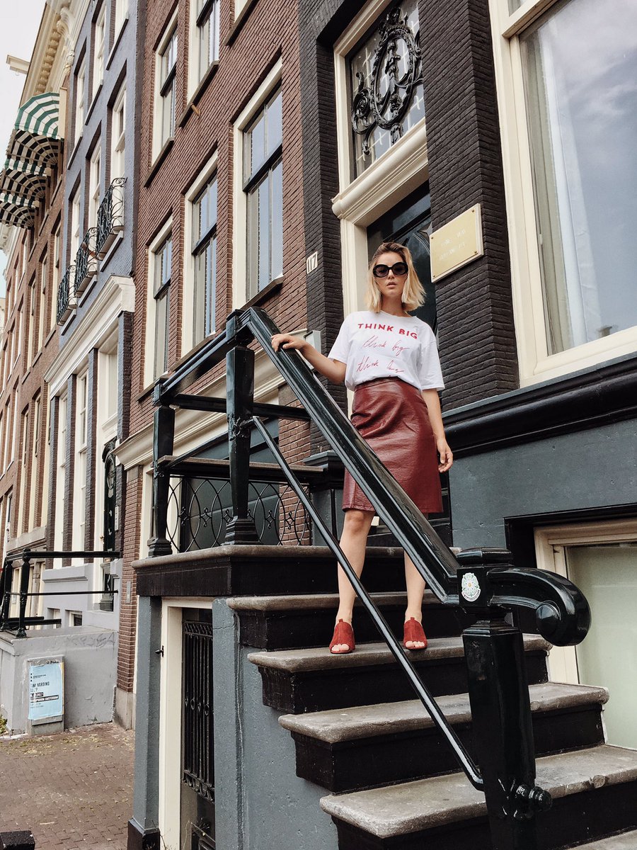 Around Amsterdam discovering the new baby from <a href="/KiaItalia/">Kia Italia</a> 🔥
💥 #KIASTONIC #IOLHOVISTA 💥
#AmstERdaM #HollAnD #BaBYBurNiNg