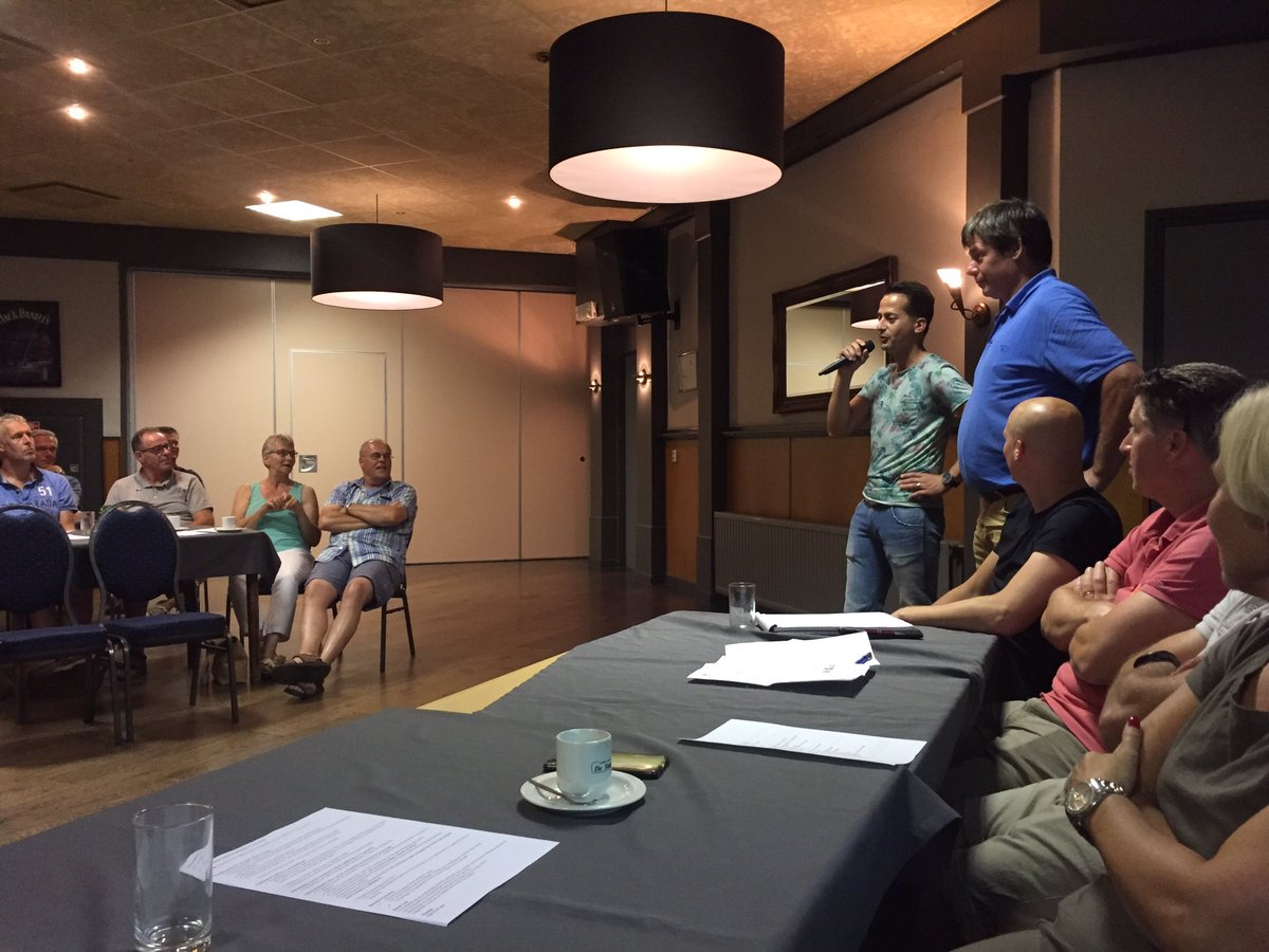 Welkom aan ons nieuwe bestuurslid Patrick van den Heuvel! De ALV bekrachtigt zijn benoeming met applaus.