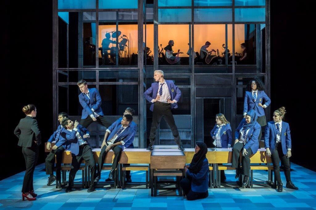 WillBurtonGBC's tweet photo. He's coming back...

https://t.co/fWqGUSOxcP

#TalkingAboutJamie transfers to the Apollo West End this November 💅🏼

https://t.co/lJNWxgSGVU https://t.co/BWAjMXGKUJ