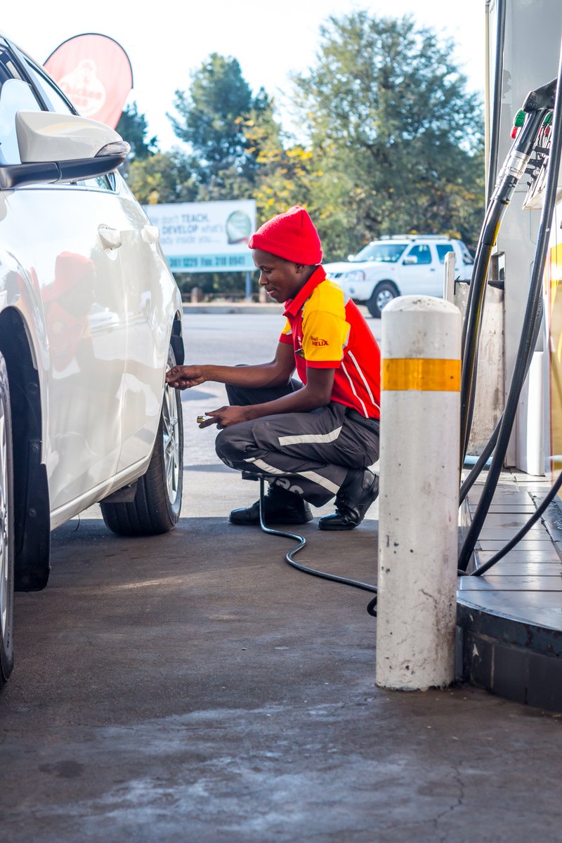 VivoEnergyBots's tweet photo. At Shell we do more than just fuel your car. #ShellService #CarsLoveShell #ReadyToAssist https://t.co/6FeBtl0mCS