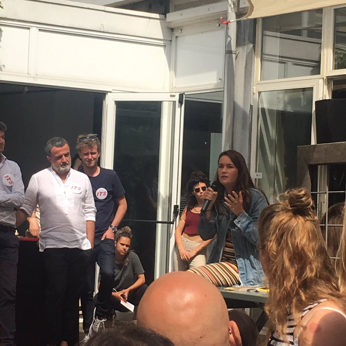 Marjolijn van Heemstra op opening <a href="/ITSFestival/">ITS Festival</a>: "Verhalen kunnen levens redden". En tip: geen premières in jaar dat je kinderen krijgt.