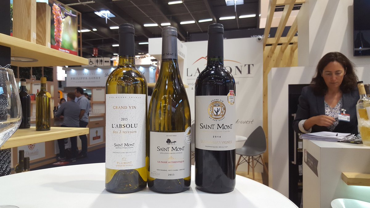sleboul's tweet photo. Vinexpo : les blancs de St Mont, l AOP qui monte, qui monte.. https://t.co/10OcADauCN
