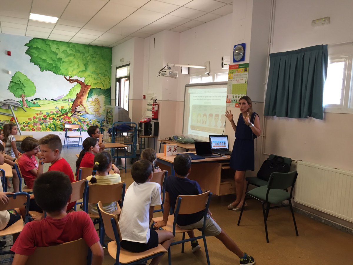 PPacoparras's tweet photo. Programa BIODERMA, con la ponencia de la Dra. Carolina Cantalejo 
"Protege a los que más quieres" https://t.co/pncigVnUEu