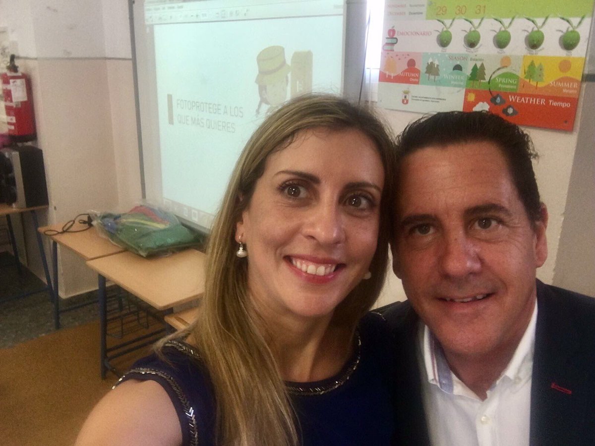 PPacoparras's tweet photo. Programa BIODERMA, con la ponencia de la Dra. Carolina Cantalejo 
"Protege a los que más quieres" https://t.co/pncigVnUEu