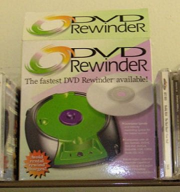 agriegelis1975's tweet photo. A device that will rewind my DVDs #INeedThatLikeAHoleInTheHead https://t.co/jNX5VfRQuz