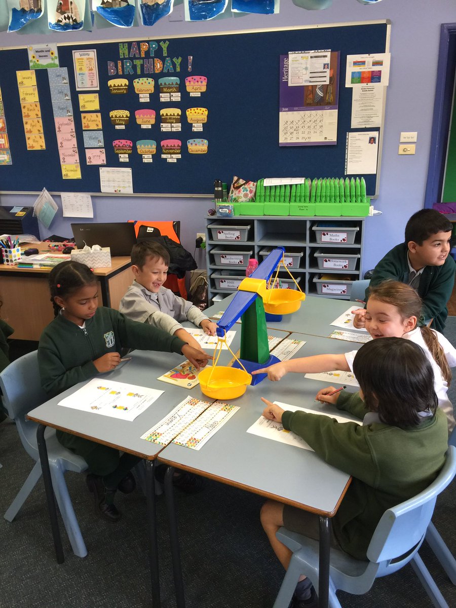 miray_ghantous's tweet photo. #measuringmass using balance scales #1G2017 @Sherwood_Grange https://t.co/KlbtgbKjiT