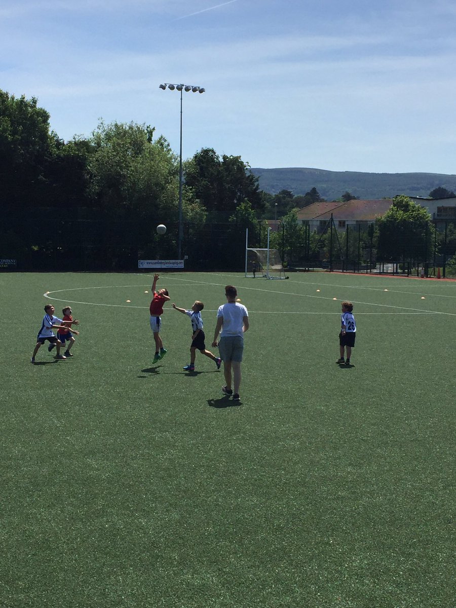 OReganBrian's tweet photo. Some pictures from yesterday's 2nd class football blitz in @Bodengaa #footballfuninthesun @rpnslane @stmarysbns @BallyroanBoysNS https://t.co/2a5eDBiJhS
