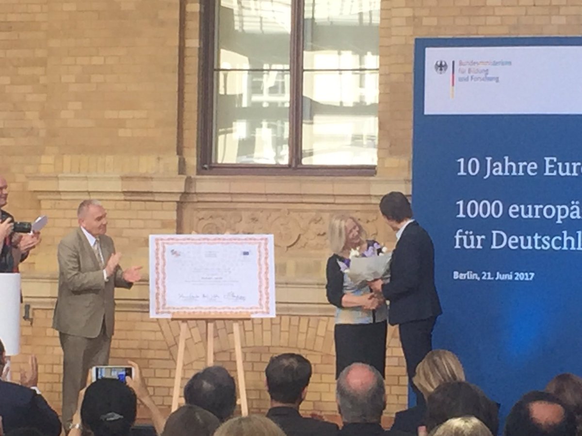 about_the_event's tweet photo. Dr. Annika Jahnke stellt Ihr Projekt CHEMO-RISK vor, für den sie die 1000. ERC-Förderung in Deutschland erhalten hat #erc10years @BMBF_Bund https://t.co/vVuka3L0Dx
