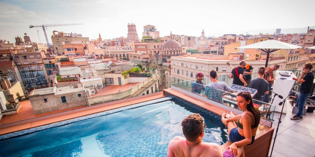 NgrescoPrincess's tweet photo. Hello #summer!
Enjoy it with #MediterraneanSound at #LaTerrazza ☀️🎧
#moetmoment #msbymoet
https://t.co/r8EZV7vb7B https://t.co/H4cyyYUFzy