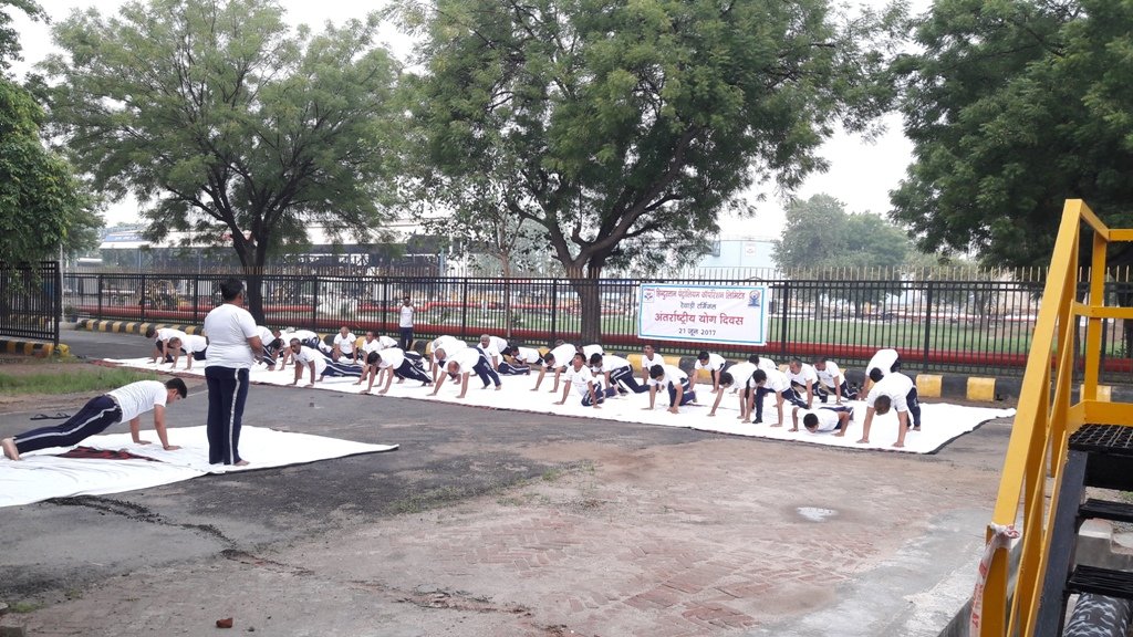 HPCLRewariIRD's tweet photo. #InternationalYogaDay  celebration at HPCL Rewari Terminal @HPCL @hpclggn @dpradhanbjp @dpradhanbjp https://t.co/mEb5gFgHOw