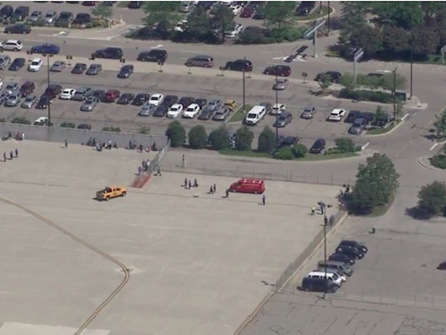 View image on Twitter