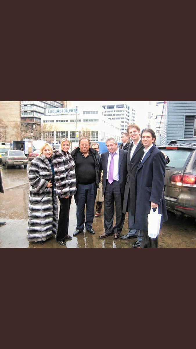 funder's tweet photo. Do me a favor: Retweet this so America learns the entire Trump family's done business in Russia.

#TrumpRussia uncovered by @pacelattin https://t.co/R3ZcINRvxE