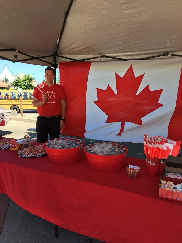 #Canada150 flag raising celebration happening at the Civic Centre #redandwhite https://t.co/jqwjadjuLV
