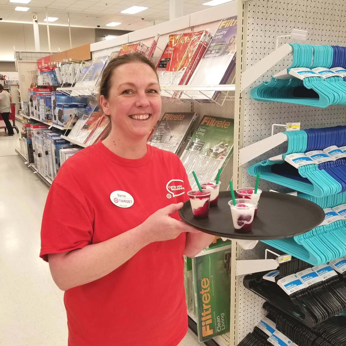 BillWeethee's tweet photo. Keeping guests cool at 1759 with a little summer treat! #1759neverdisappoints #beattheheat @LauraBoulware @FerreroAmy @A_Leigh_ https://t.co/uwulA6gZic