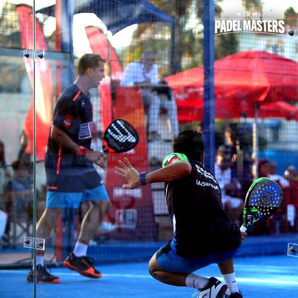 Good reflexes are needed to go to the rescue when necessary 💪🏽⚡️#PlayPadel