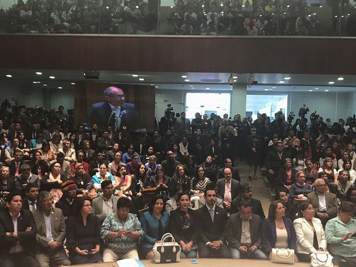 VeroGuevarav's tweet photo. Presente en Comisión General de @JorgeGlas en @AsambleaEcuador donde realiza su exposición sobre #CasoOdebrecht #EcuadorConElVice https://t.co/oIjZkNzWjz
