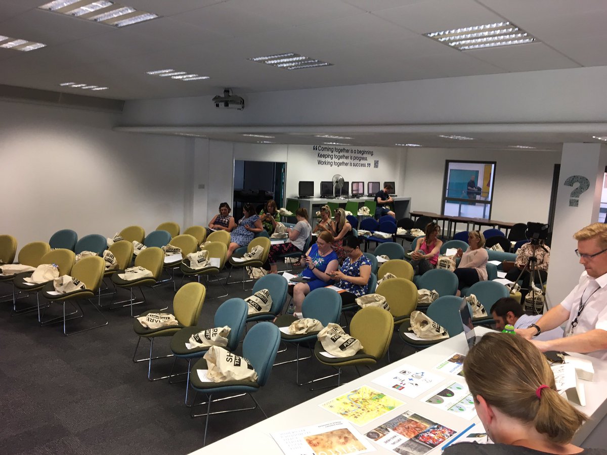 LessonToolbox's tweet photo. Just arrived at #TMReading 😀
#ukedchat #aussieEd https://t.co/bfvPR2ywbK