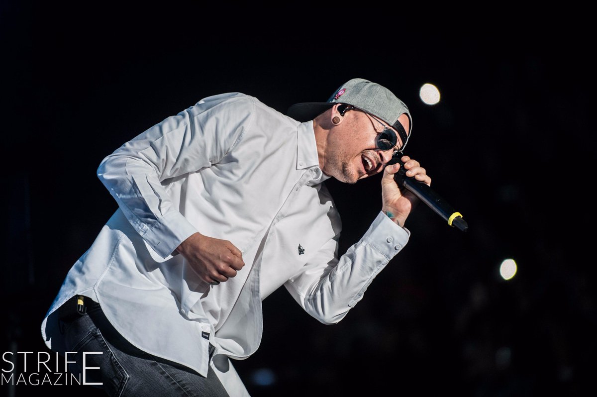 StrifeMagazine's tweet photo. We saw &amp; photographed LINKIN PARK &amp; SUM 41 last night!
Here are the many photos &amp; review:
https://t.co/FiuwiKryG0 https://t.co/URkuJ98x3Z