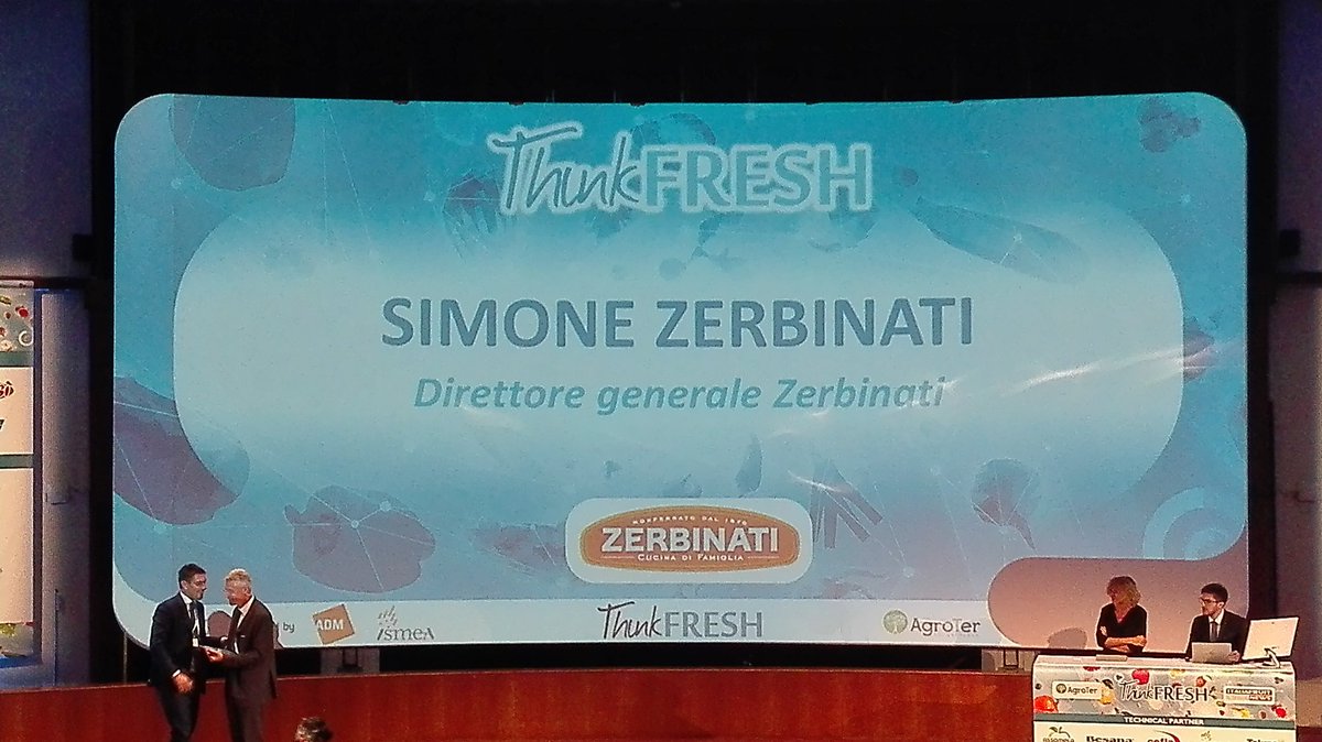 Simona_Riccio's tweet photo. Cosa vorrebbe il consumatore per il #pranzo? #ThinkFresh17 https://t.co/ooI1eyI0HA