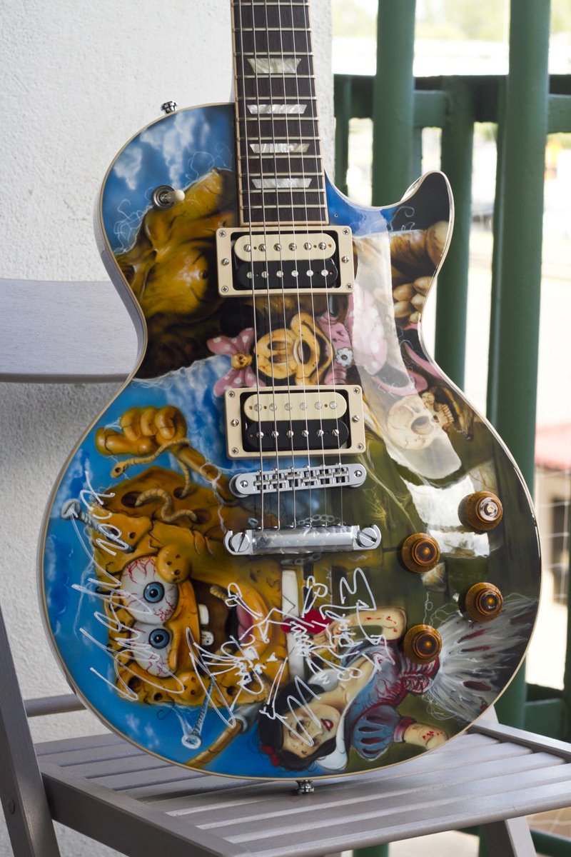 Gibson "Childhood" Les Paul! Just take a look at this beautiful axe! Designed by  <a href="/SzymonChwalisz/">Szymon Chwalisz</a> &amp; <a href="/Slash/">Slash</a>! #GnFnR!
