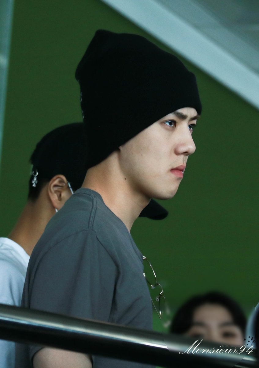 Monsieur94_sh's tweet photo. So, honey, now, take me into your loving arm. #SEHUN #세훈 
https://t.co/H6s1XaaCBT
https://t.co/F0HXtw2FOb https://t.co/N7IQWzeOeM