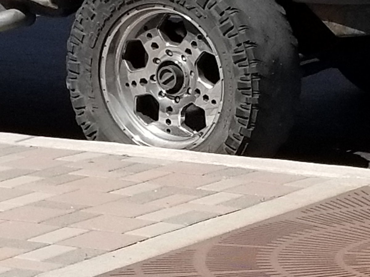 FoundOnPoSC's tweet photo. If you do work like you maintain your brodozer, I'm not hiring you. #PoSC #Brodozer #ChromeRounders #NoTread #RacingSlick https://t.co/1eUcDJrmLC