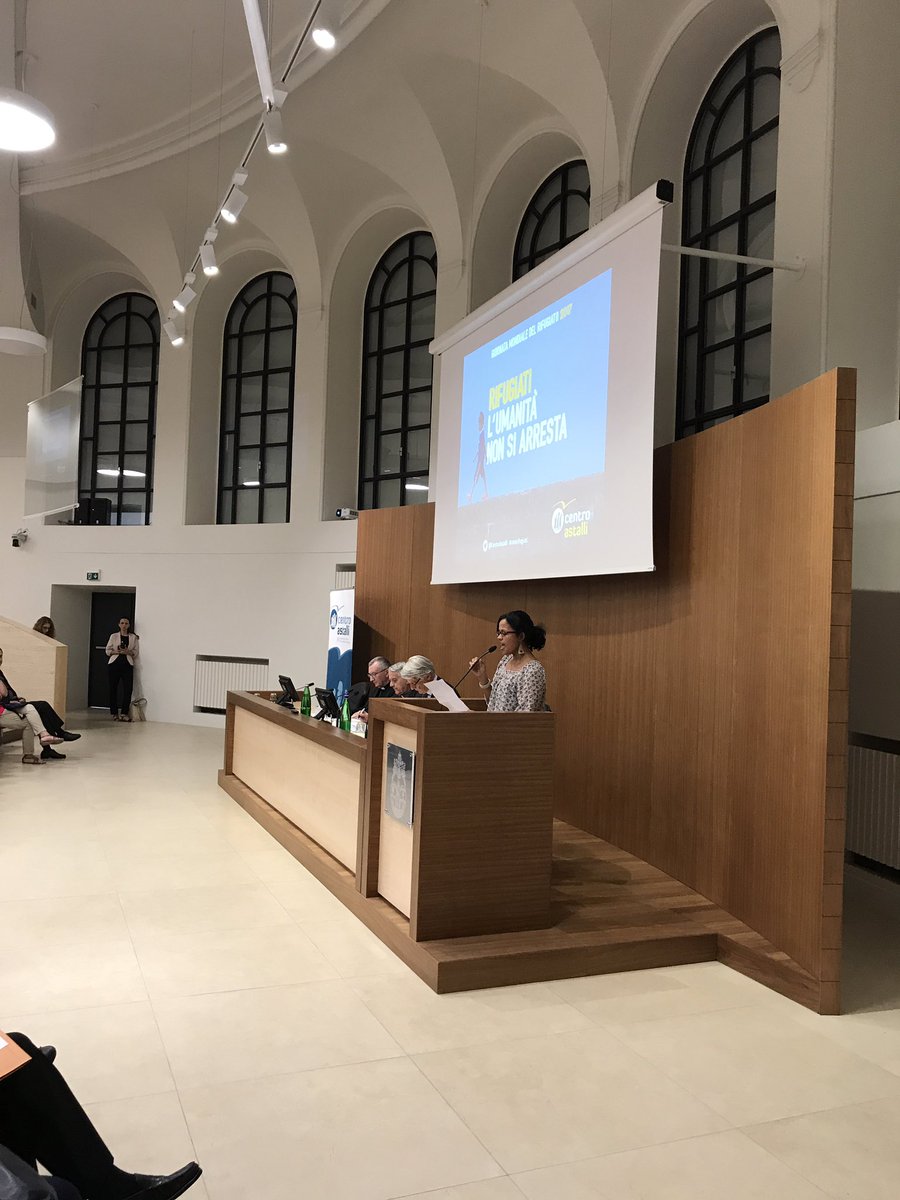 CentroAstalli's tweet photo. #Melanny nessuno sceglie di essere un #rifugiato. La #speranza che ti fa andare avanti" è la #vita stessa che si difende" #conirifugiati https://t.co/DyQ0gCitYy