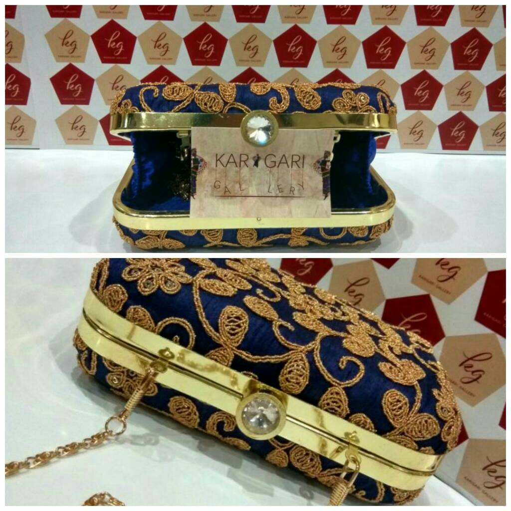 KarigariGallery's tweet photo. Elegant Blue #CLUTCH - Perfect match for party wear!
PC: S3 | @INR899
#wedding #party #ordernow #freedelivery #paysecurely
#karigarigallery https://t.co/etguUfgvG9