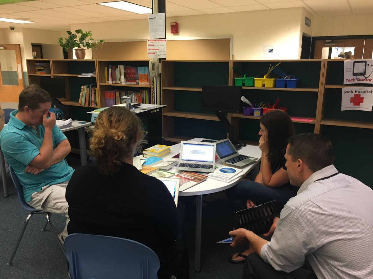 JodiSmithwcps's tweet photo. Developing Teacher Leaders...looking at some coaching sessions. #wcpsmd #wcpslt @AnnKAnders @Burkhart87 https://t.co/vMqb323iNc