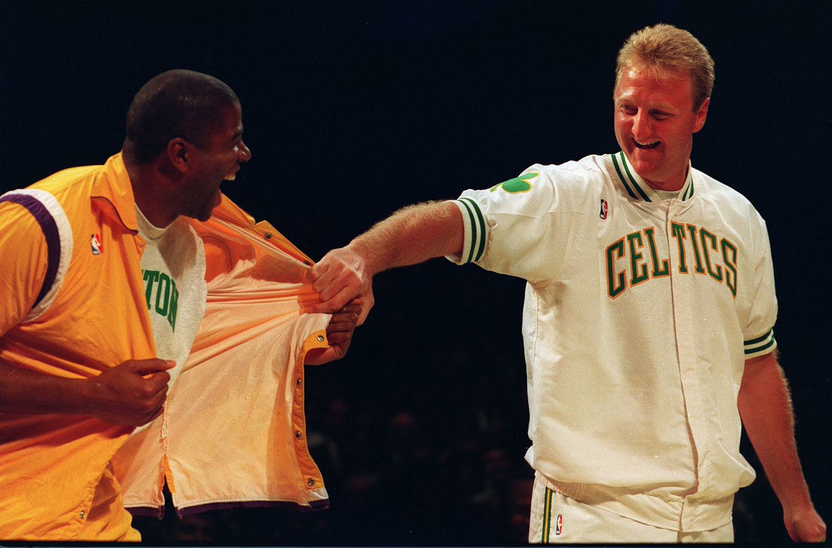 NBAbrds's tweet photo. Off the court, the two were good friends. During Bird's retirement ceremony in 1993, Magic showed up wearing a C's jersey. https://t.co/ZPvvDz5D7X