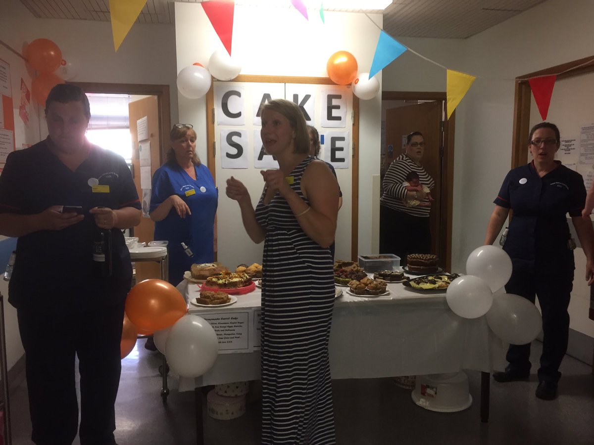 ChrisAshman4's tweet photo. #Amucan #AMUD17 busy raising £ for Sepsis UK through cake @RDEhospitals https://t.co/Ti2KazcKtd