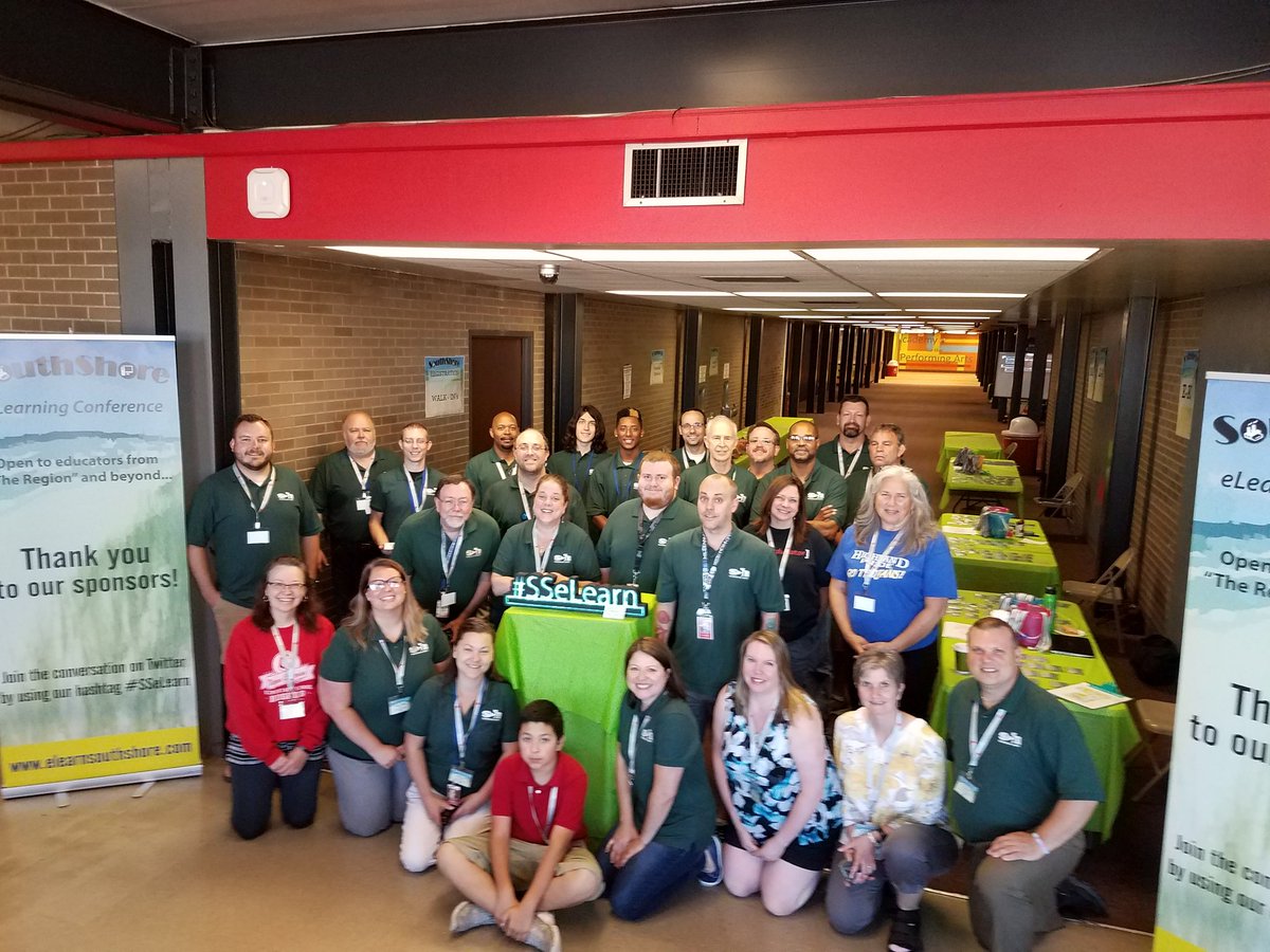 arfoor85's tweet photo. Thank you to this awesome crew!!! Couldnt have done it without you!!! @SSeLearn #sselearn #schk12 #INeLearn https://t.co/6M76YflDFr