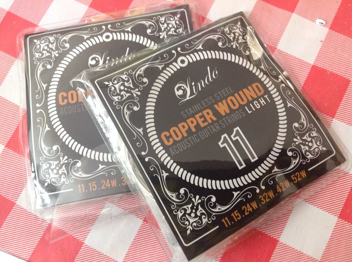 LittleMusicM's tweet photo. New strings for the geeetar! Thx #Lindoguitars https://t.co/C99SVoW6K3