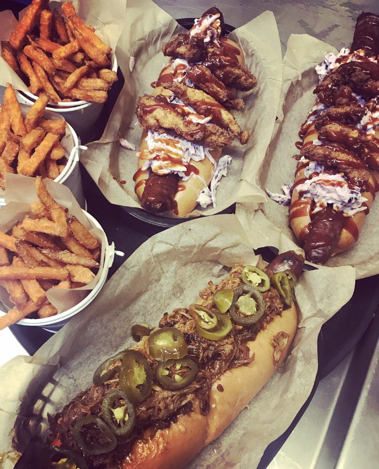 DogsNDoughnut's tweet photo. Perfect cure for midweek blues? There's a hot dog for that! Serving from 12pm! 🌭🍟💯#Preston #Lancashire #bolton #Leyland #Chorley https://t.co/B11sewhkIa