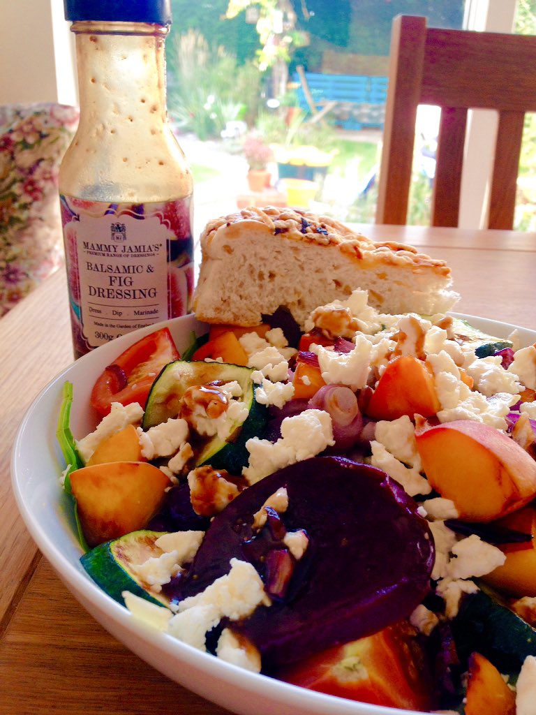 CBobeckyj's tweet photo. @MammyJamias Who says salad is boring?! Apricot, beet &amp; feta with this new dressing is a game changer! #mammyjamias #eatclean #delicious https://t.co/rEXjaoRYcq