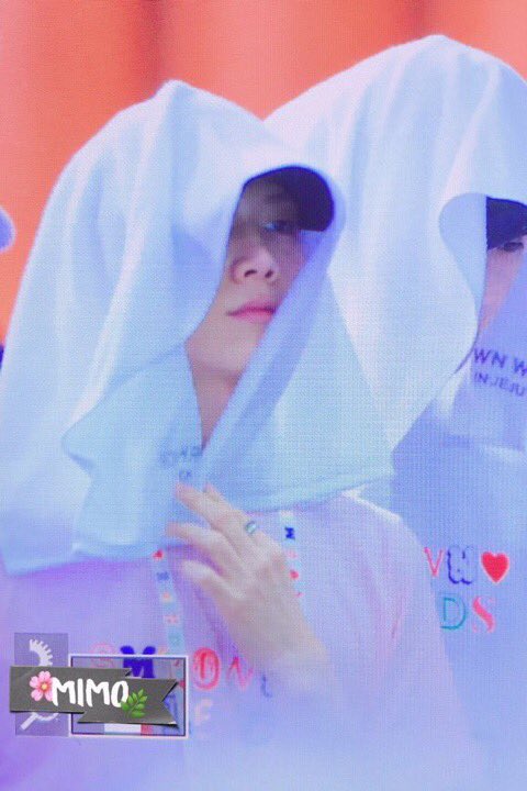 แจนออนนี่ | 💜🦊🍓 tweet media