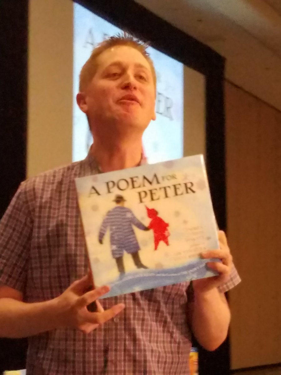 Mic_Uppena's tweet photo. Breakfast with Mr. Schu! This is the 3rd best smelling book of 2016! @MrSchuReads #readingsummit #scholastic #APoemForPeter https://t.co/Yo2nQF0ZCF