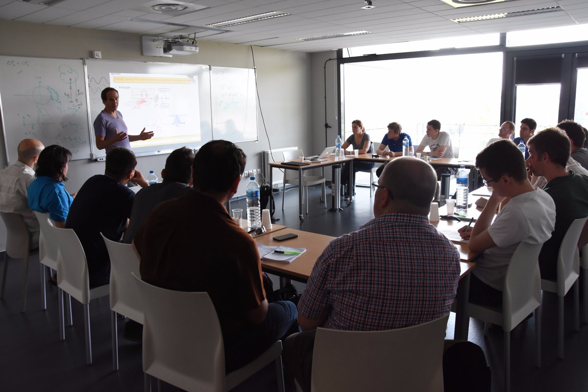 PYLA_Formation's tweet photo. Malgré la #canicule les cerveaux sont en ébullition chez @PYLA_Formation avec au programme ce jour des TP  #temporalmesurements 💪#formation https://t.co/HM4GNrmpQ0