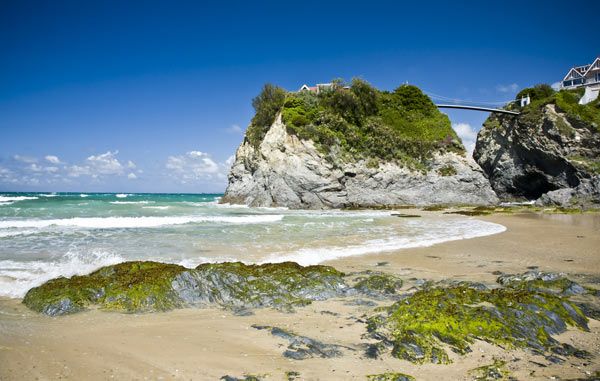 TheVervePeople's tweet photo. Newquay Beach is named one of the most beautiful beaches in the UK. Agree? https://t.co/w0zBcd48P9