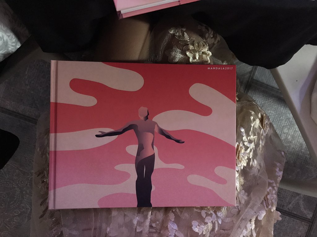 mandala2017's tweet photo. Look! Our yearbook is here 😍 https://t.co/S1Ytzas8qT