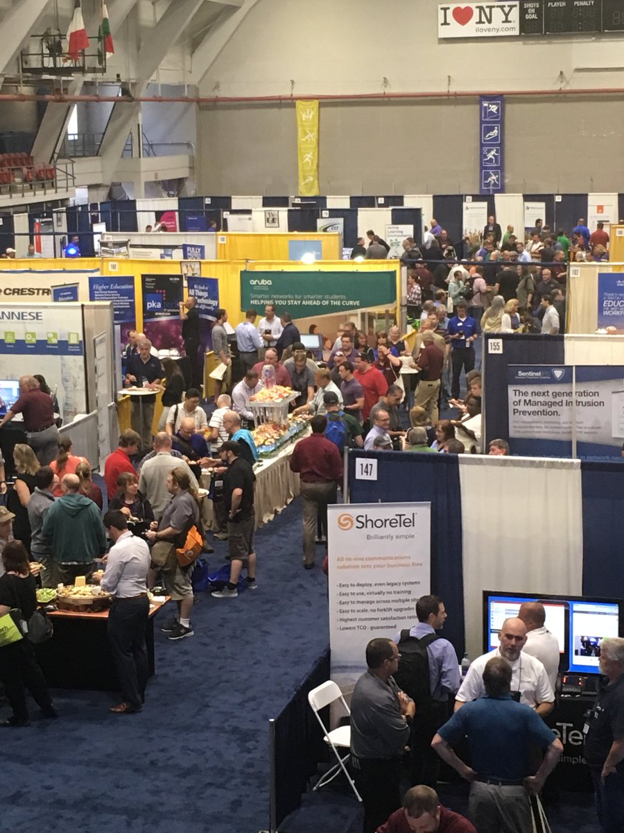 MeetMeinLP's tweet image. STC 2017 started off with a reception &amp;amp; dinner. Exhibits are open &amp;amp; we're in full swing today! Let us know you're here. Use #SUNYTech2017.