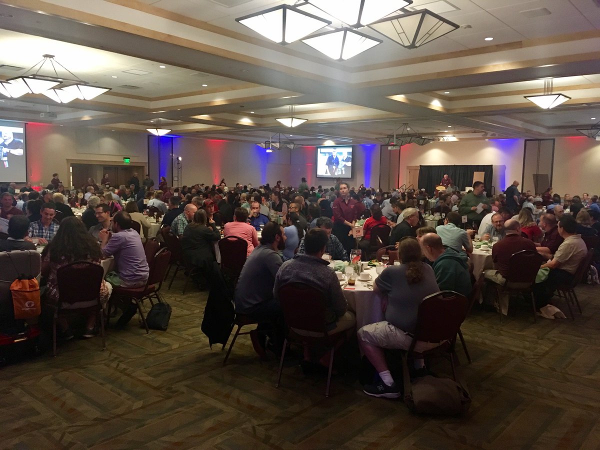 MeetMeinLP's tweet image. STC 2017 started off with a reception &amp;amp; dinner. Exhibits are open &amp;amp; we're in full swing today! Let us know you're here. Use #SUNYTech2017.