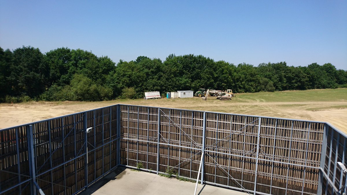 PROXINNOV's tweet photo. Photos des travaux de @SeproGroup sur le site de @PROXINNOV prises du toit de la plateforme ! #campusrobotics &amp;manufacturing https://t.co/esnAJko4Vu