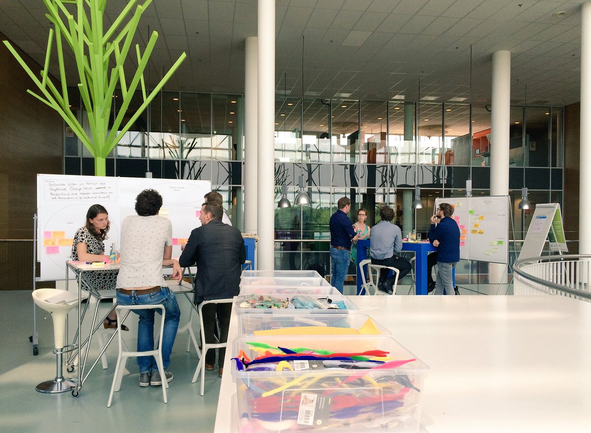 YoungBAM_NL's tweet photo. Young BAM brengt #innovatie! #DesignThinkingWorkshop bij @SAP_Nederland https://t.co/gLm2CMAvTO