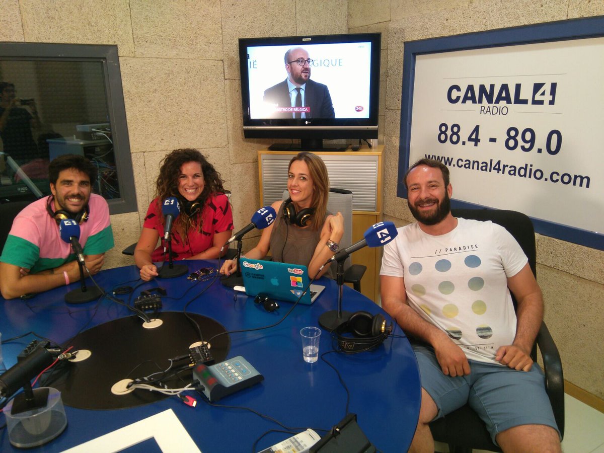 lahorainternet's tweet photo. ¡Hoy hemos entrevistado a #Maricastaña en #EntreBlogs, sección de @bloggersespana! https://t.co/qBjXbC5MOP