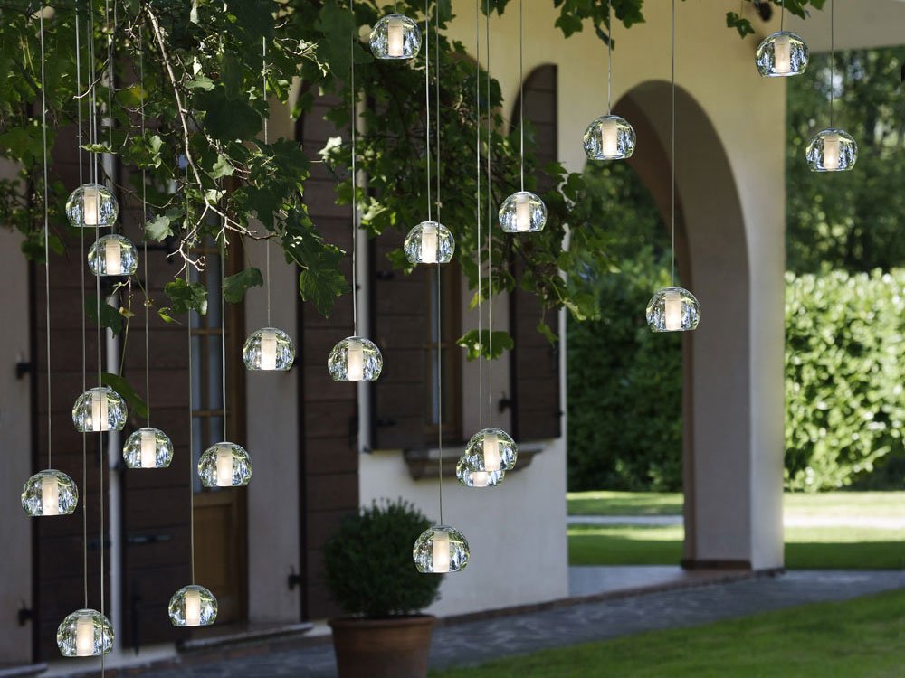 FabbianLighting's tweet photo. Happy first day of summer! ☀ #SummerSolstice #SummerGarden #Multispot #Fabbian https://t.co/jrX0d4ZfW2