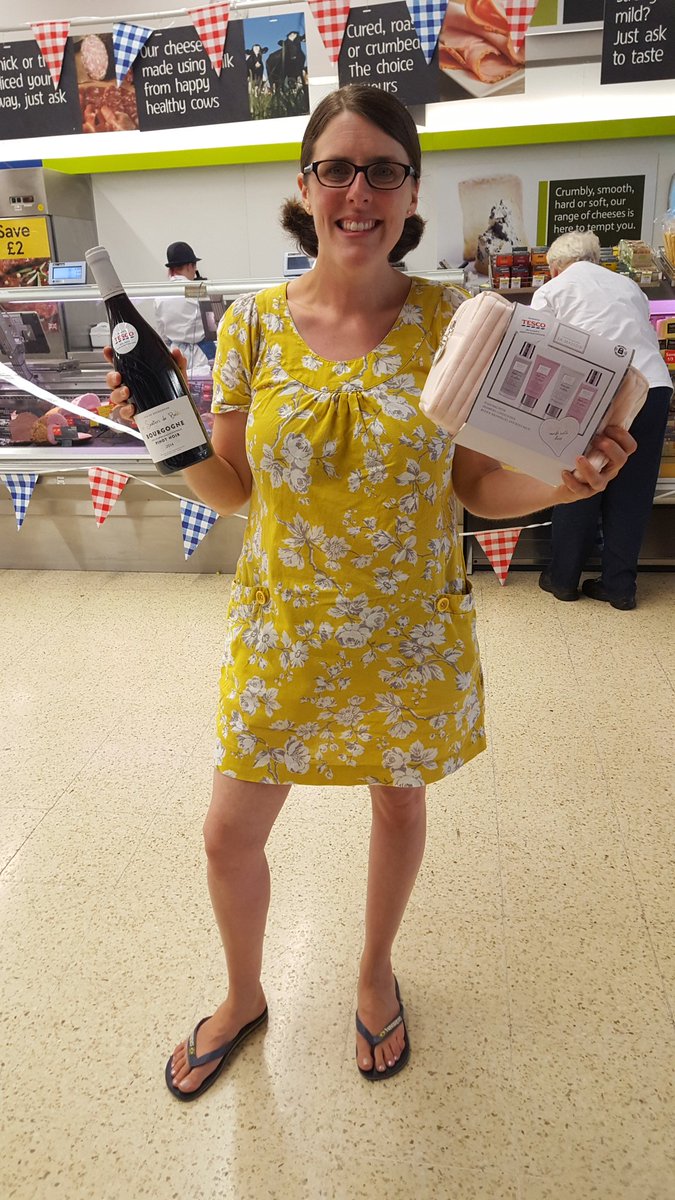 Raffle prize donation for West Leigh Infant School summer fair Sat 24th June raising money to buy a cover 4 reception playground. #wecare